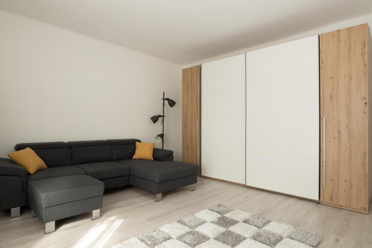 Smart Square With Free Parking Apartment Дебрецен Екстериор снимка